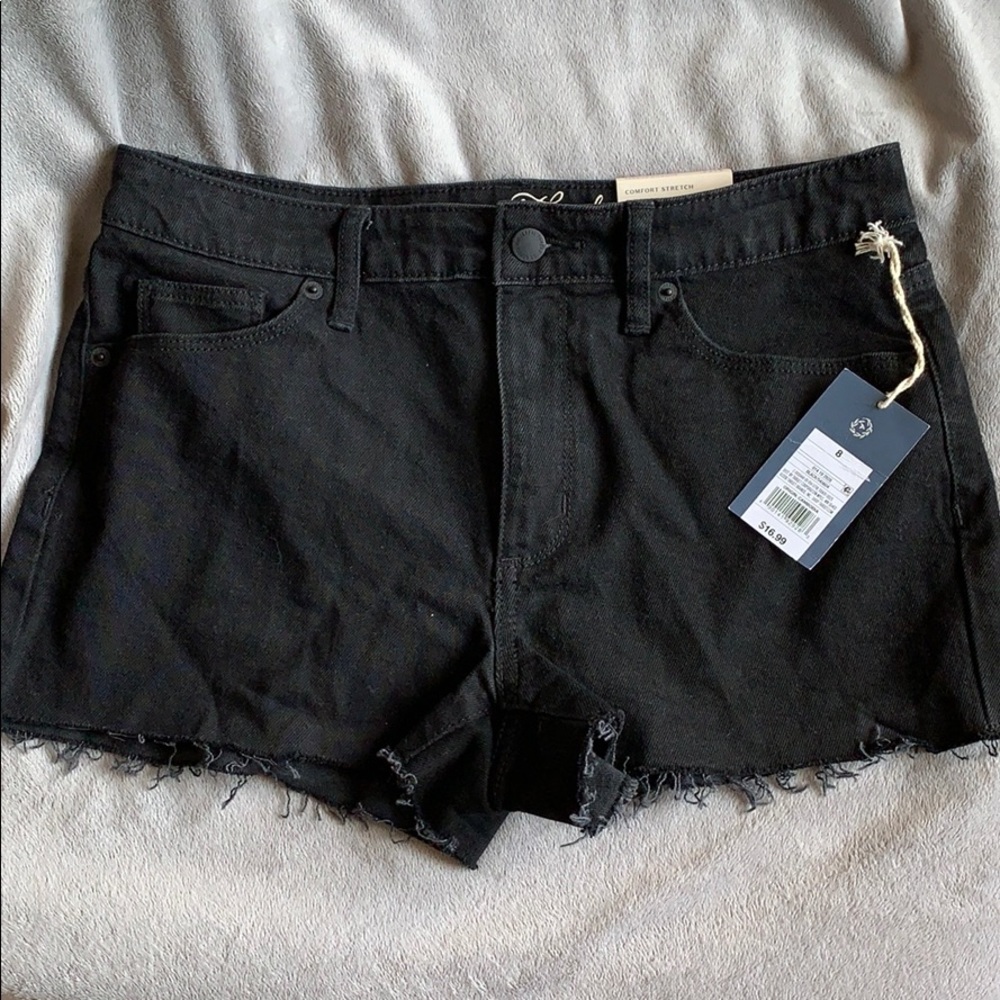 Universal Thread Shorts